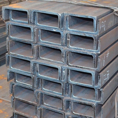 Q235 Горяче прокаленная углеродная легкая конструктивная сталь U Channel C Channel Steel