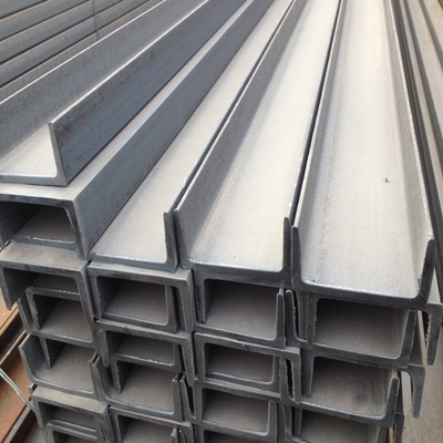 Q235 Горяче прокаленная углеродная легкая конструктивная сталь U Channel C Channel Steel