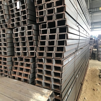 Q235 Горяче прокаленная углеродная легкая конструктивная сталь U Channel C Channel Steel